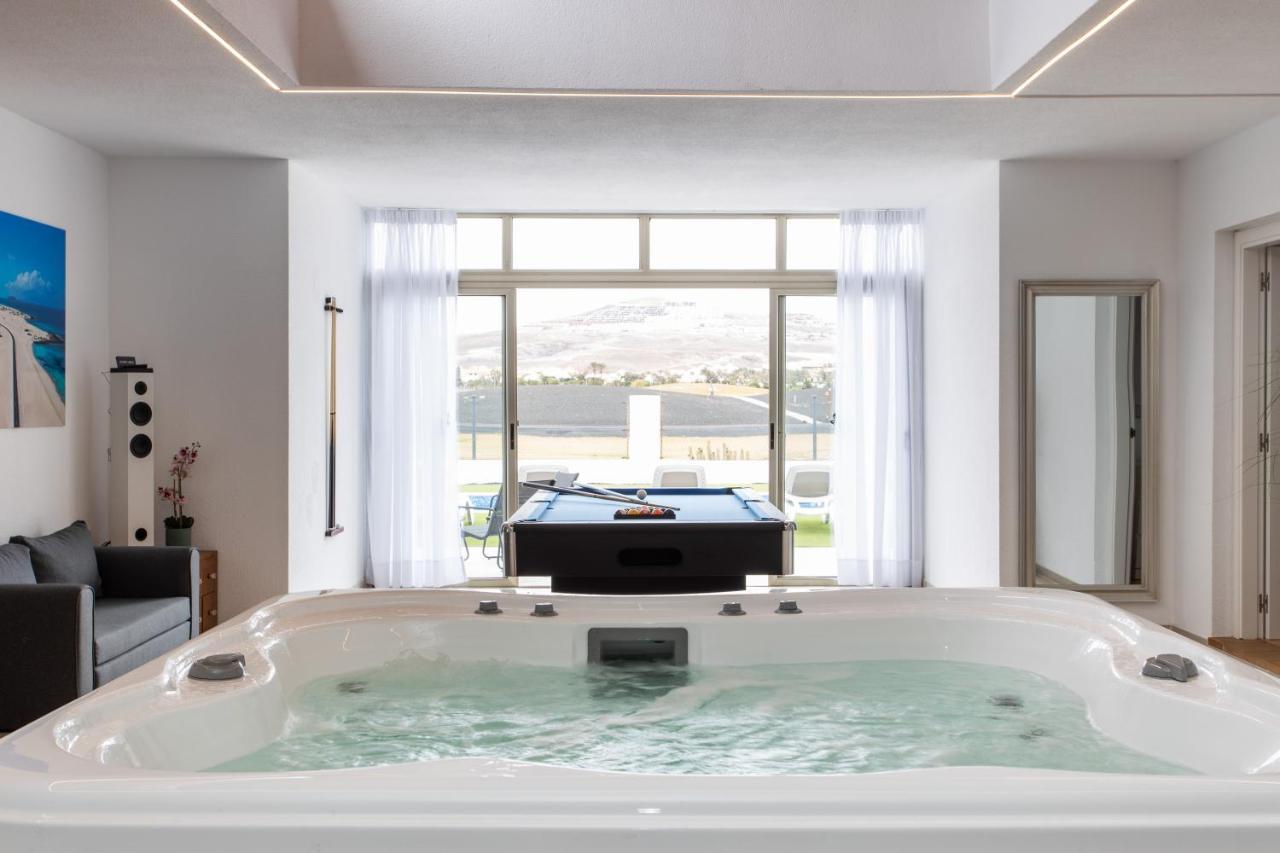 Luxury Villa Perla Caleta De Fuste Exterior photo